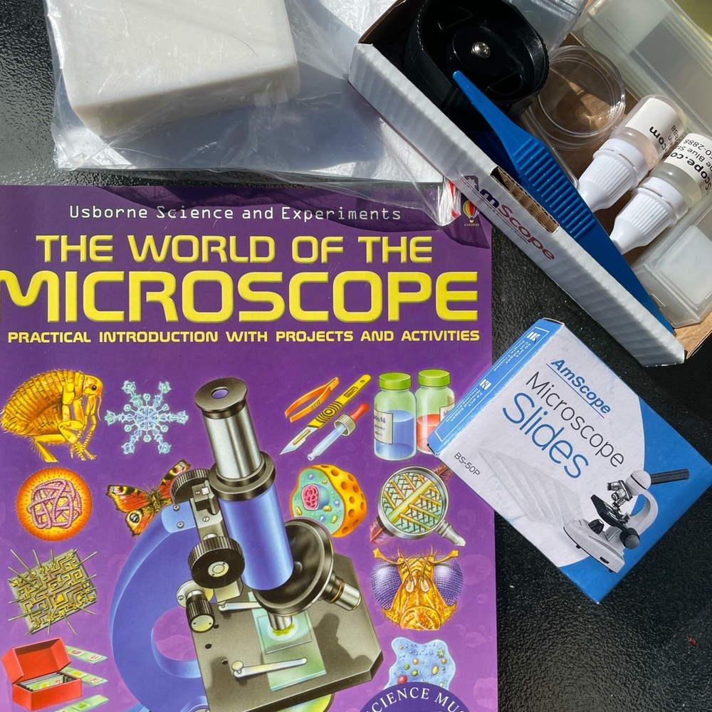 Like New Beginner Level Microscope - Picture 4 of 5